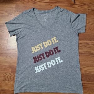 Nike Gray Just Do It V-Neck Tee Size XL